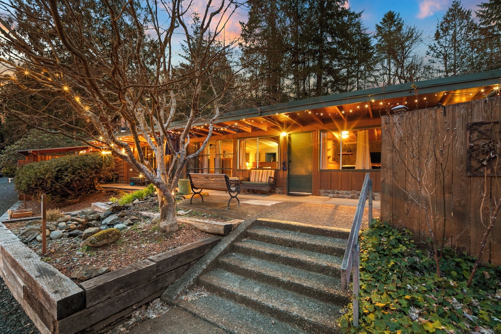 Robinhood Village Resort - photo 89