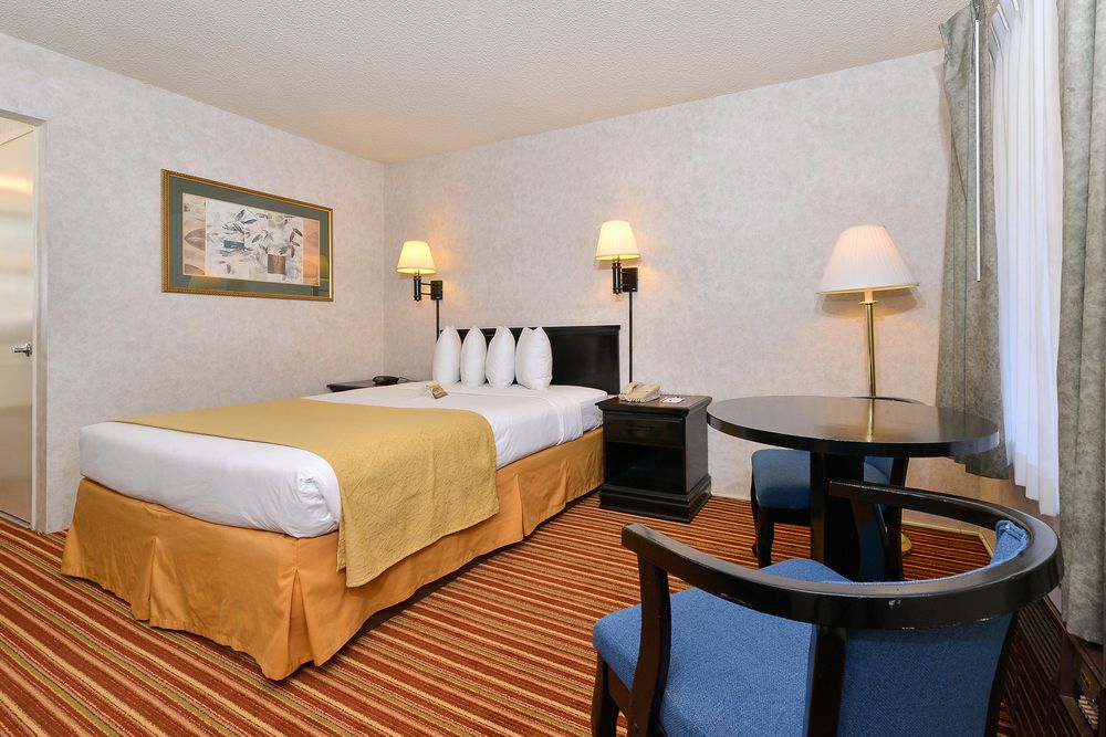 Rodeway Inn & Suites El Cajon San Diego East - photo 43