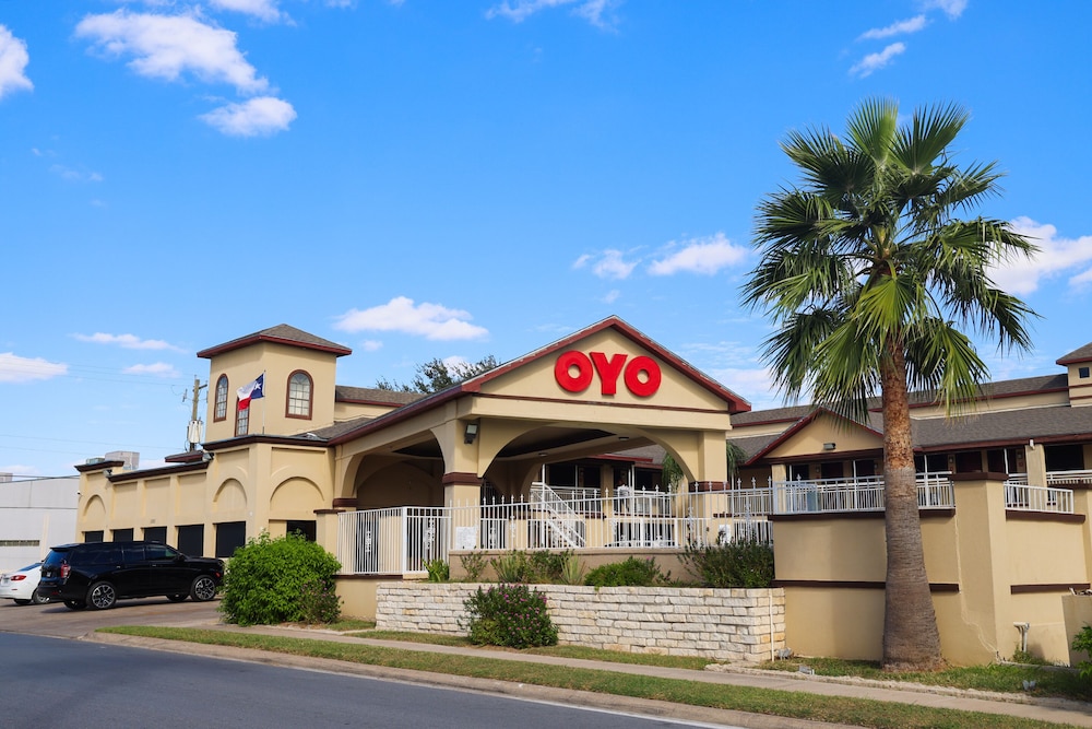 OYO Hotel McAllen Airport South - photo 2