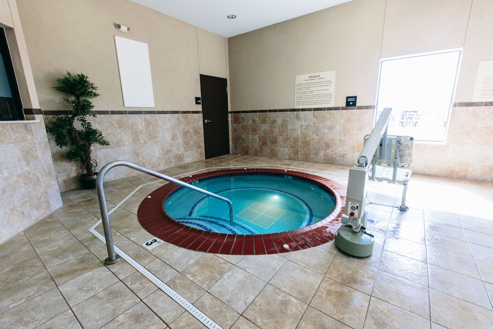 Hampton Inn & Suites Effingham - photo 66
