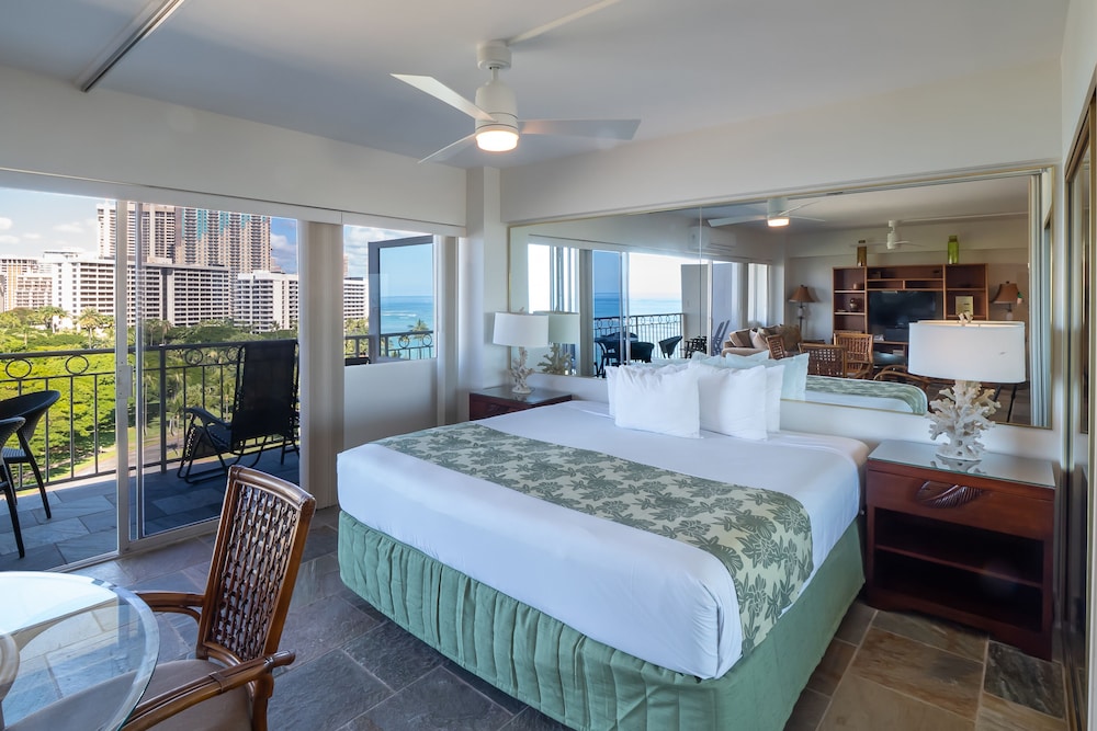 Waikiki Shore By Outrigger - photo 18