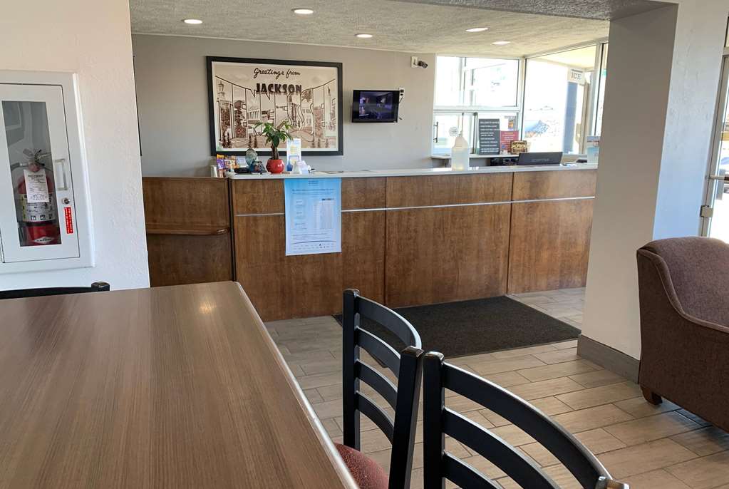 Super 8 by Wyndham Jackson - photo 5