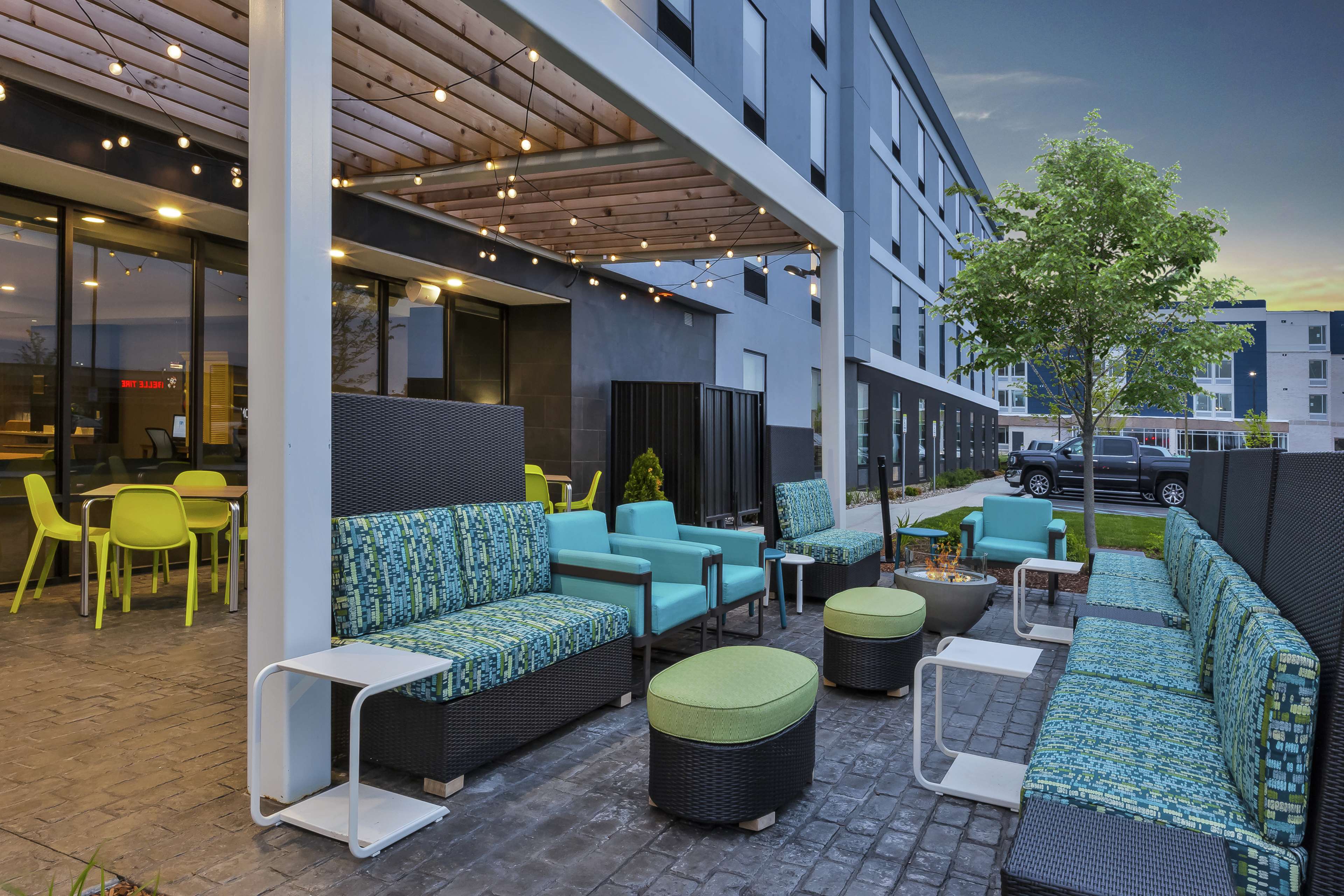 Home2 Suites by Hilton Holland - photo 3