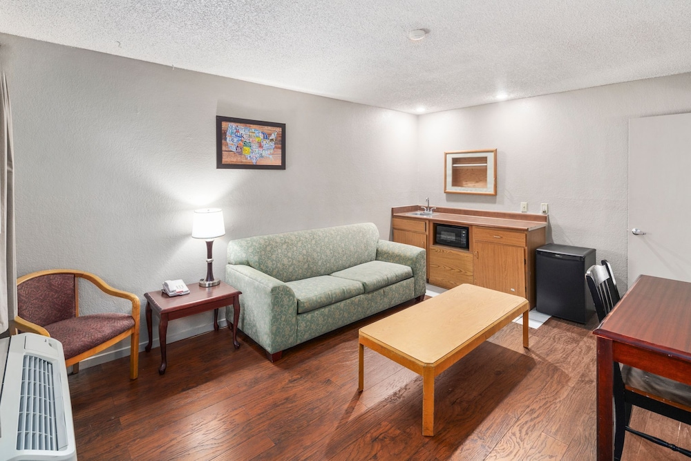 Inn at Lake Washington By OYO I 405 - photo 9