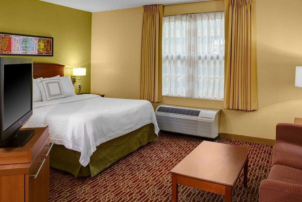 Hawthorn Extended Stay by Wyndham Cincinnati NE Mason - photo 10