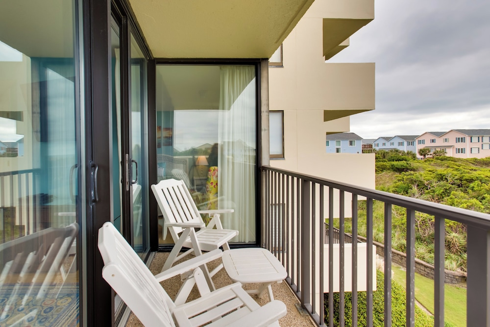 Sands Villa Resort - photo 6
