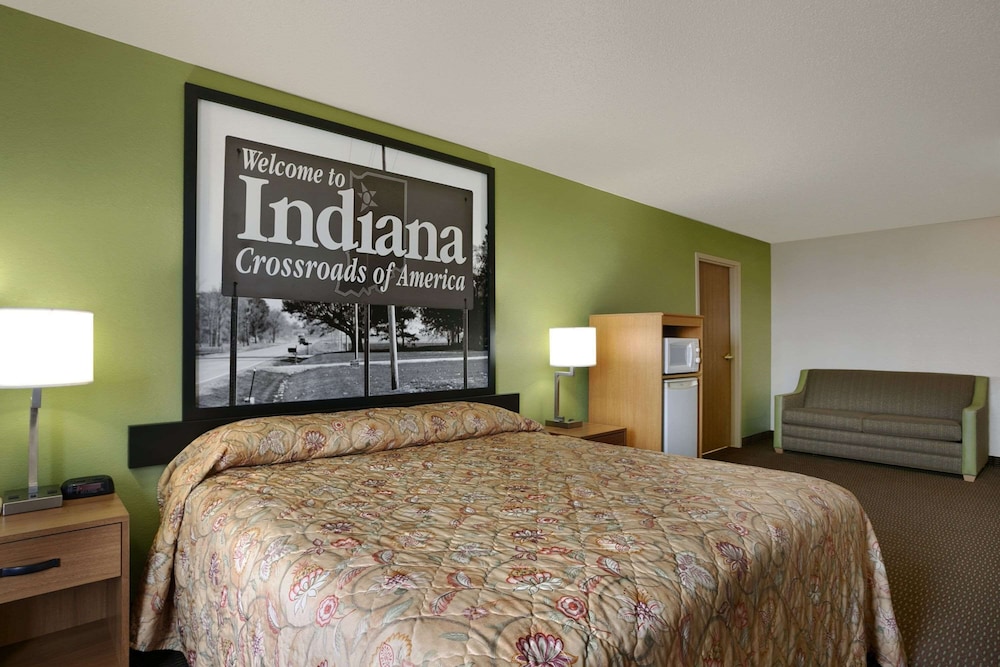 Super 8 by Wyndham Corydon - photo 10
