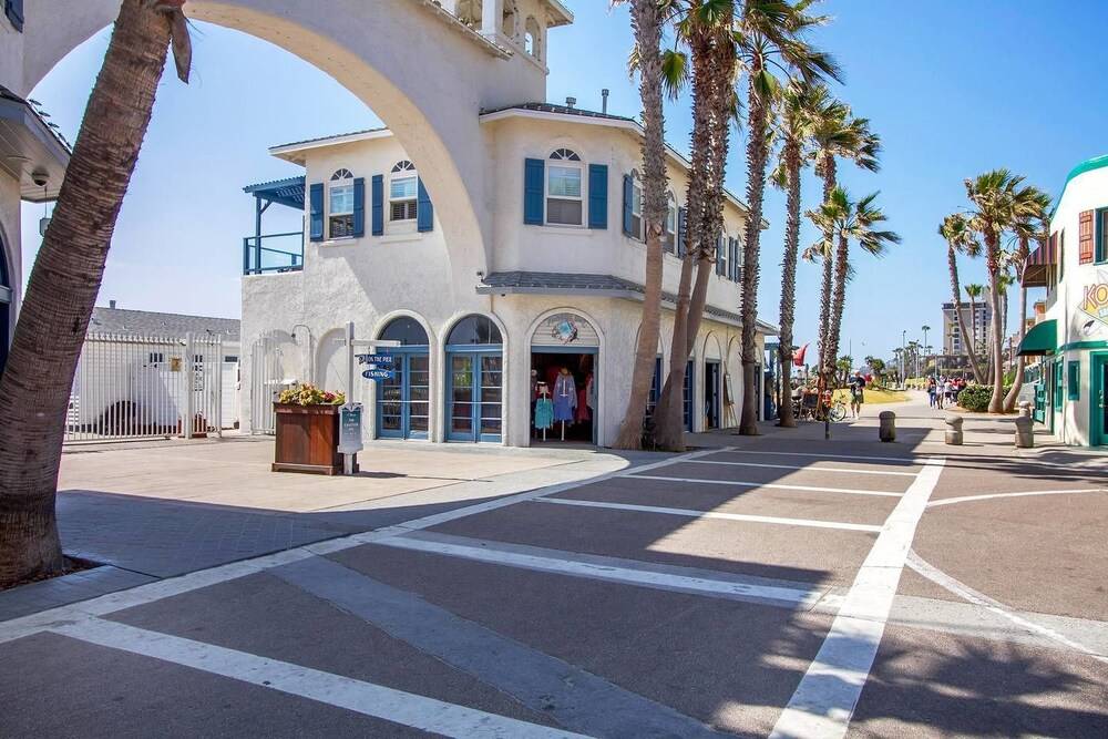 Scenic 4br 3.5ba in PB by Domio - photo 29