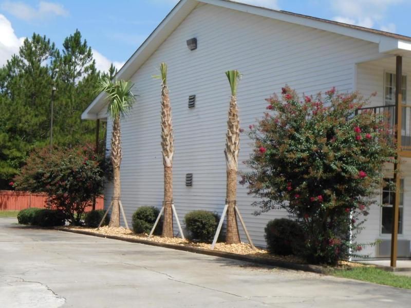 Glennville Inn - photo 15