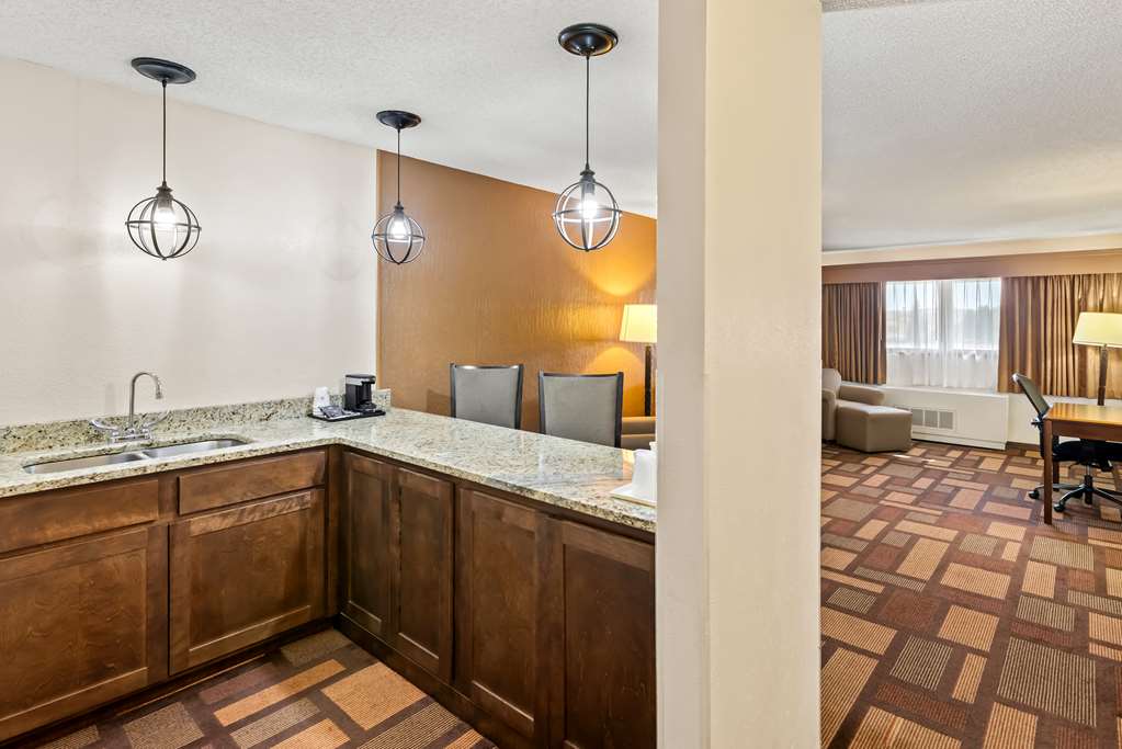 Best Western Tower West Lodge - photo 23
