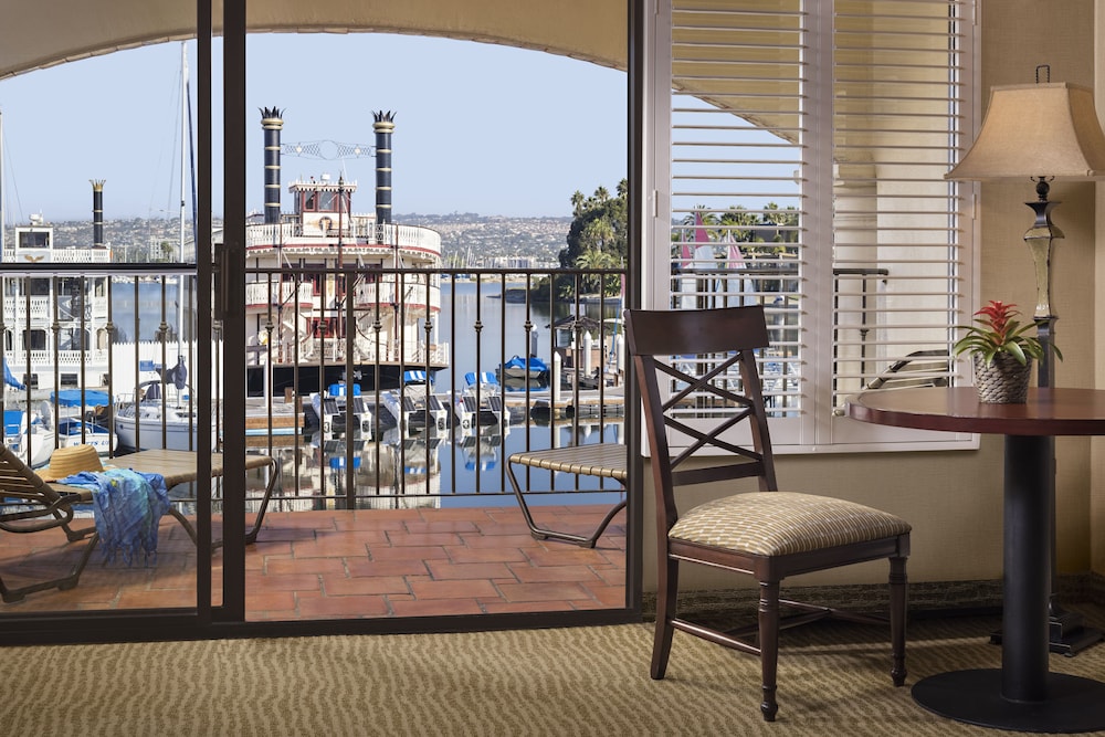 Bahia Resort Hotel - photo 11