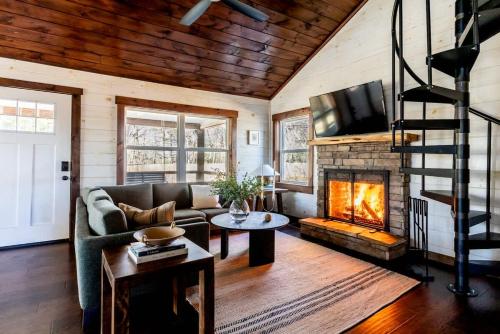 Creekside Haven by Boutiq - last minute hotel in Blue Ridge