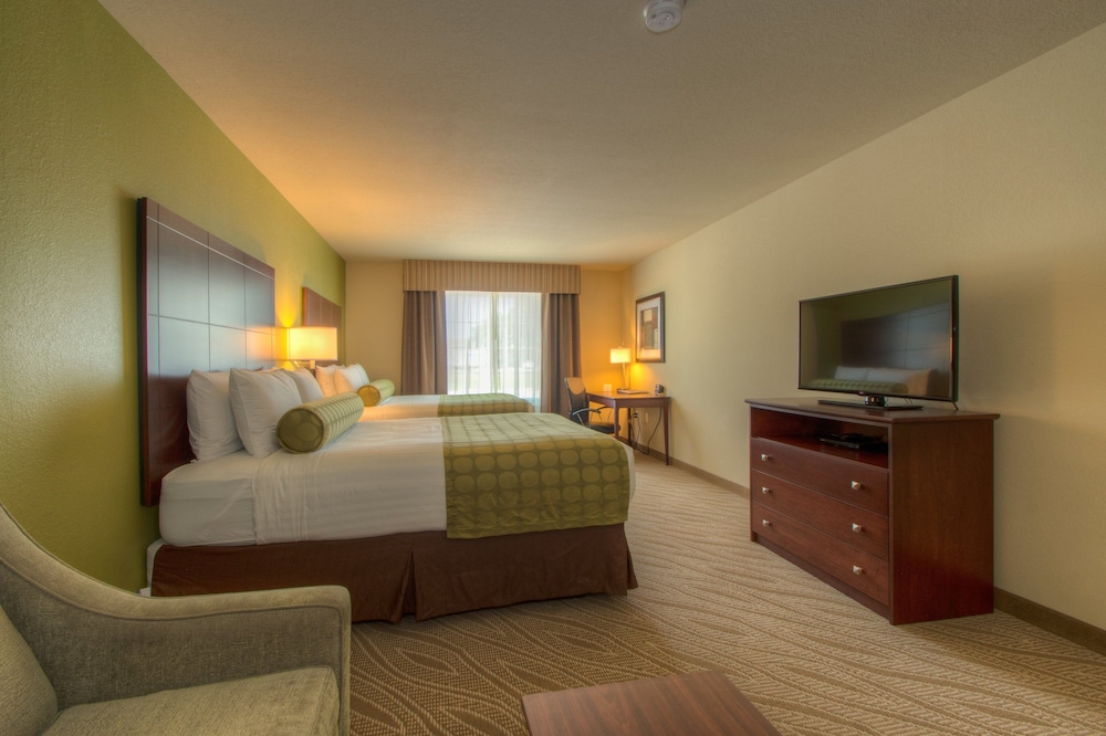 Cobblestone Inn and Suites Holyoke - photo 16