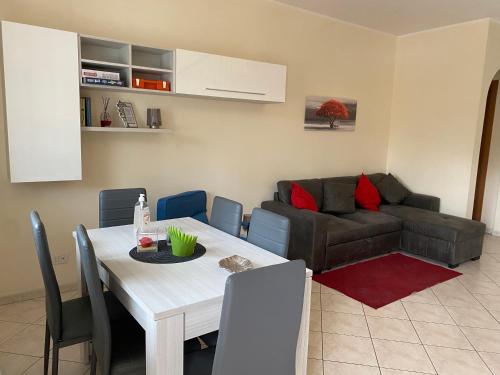 Villa Marcosimone — 4-Star Luxury Hotel in Guidonia, Italy
