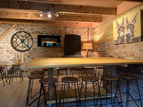 The Carriage House Bilbrough York Sleeps 24