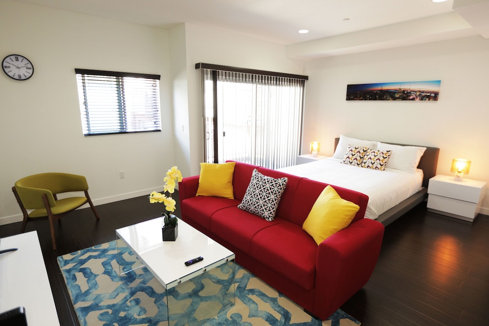 Hollywood Central Suites - photo 7