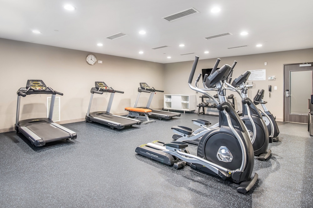 Holiday Inn Express & Suites Tulsa East Catoosa by IHG - photo 20