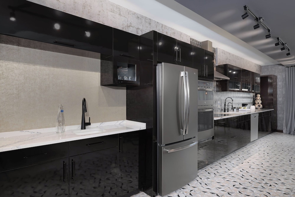 Element New York Wood Ridge - photo 21