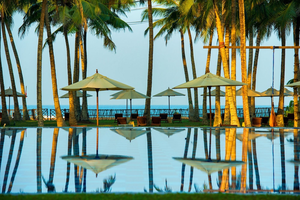 Taprobana Wadduwa by Asia Leisure — 4-Star Luxury Hotel in Bentota, Sri Lanka