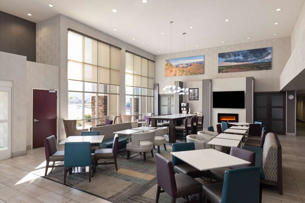 La Quinta Inn & Suites by Wyndham Williams Grand Canyon Area - photo 7