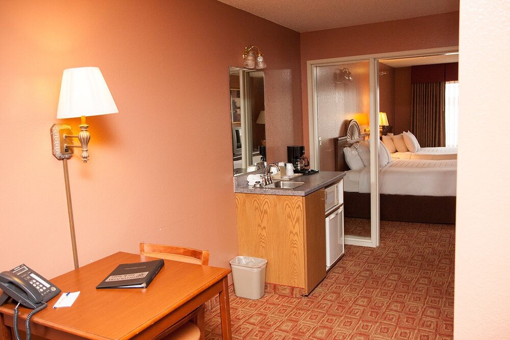 Norland Inn and Suites Roseau - photo 22