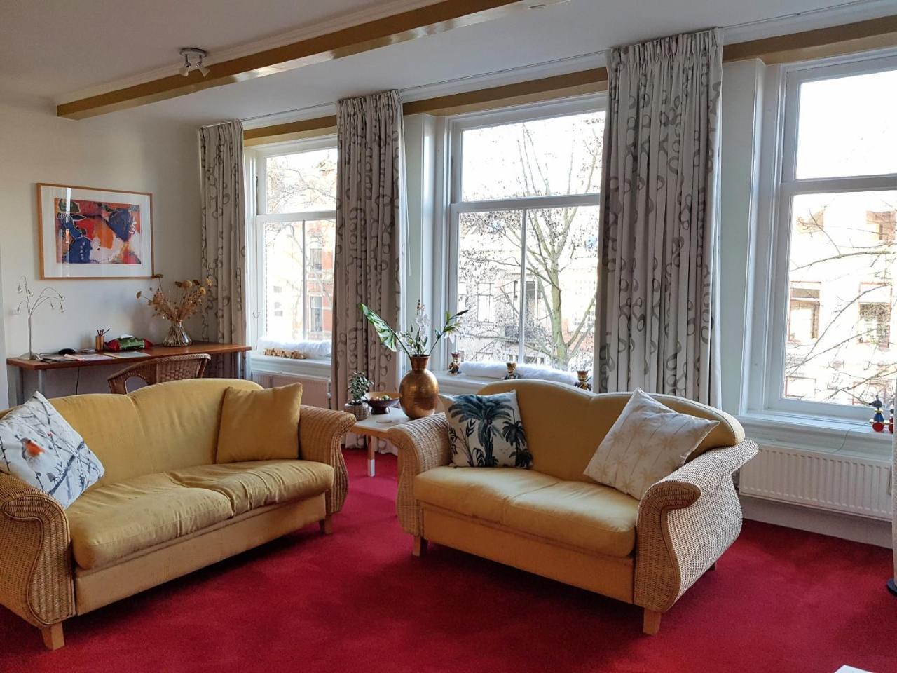 Large Historical Apartment & Canal Terrace