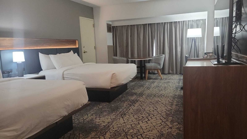 The Plaza Hotel Columbus at Capitol Square in Columbus, United States