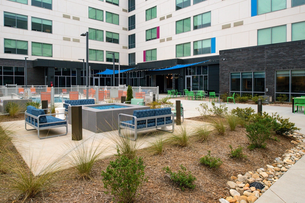 Aloft Charlotte Airport - photo 57