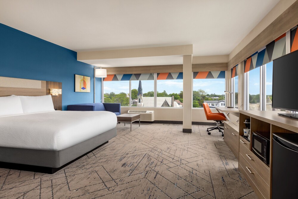 Holiday Inn Express & Suites Evansville Downtown By IHG - photo 11