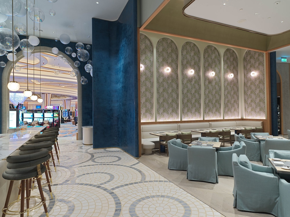 מזון ומשקאות