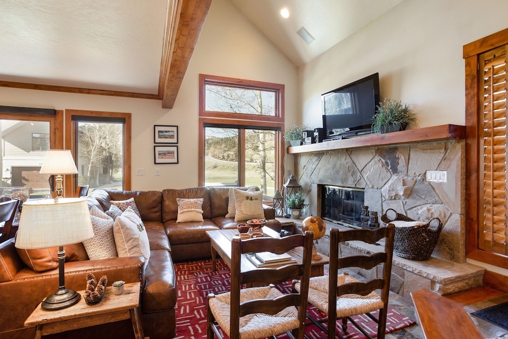 Abode at Silver Oak in Bridgeport, United States