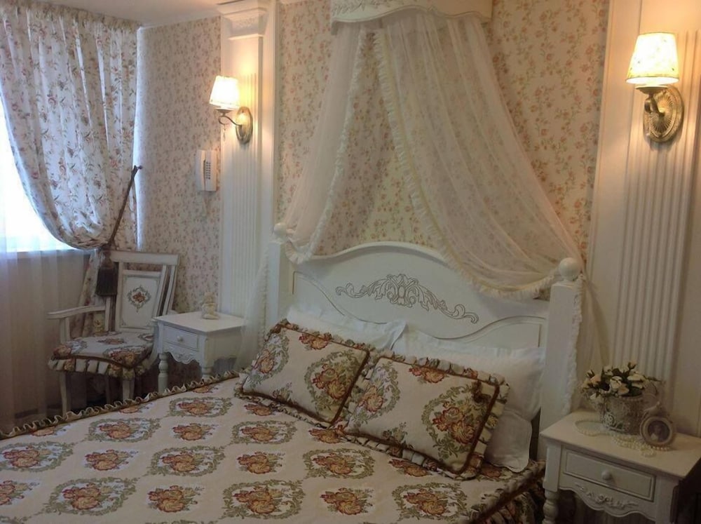 Shalanda - carbon neutral hotel in Odessa