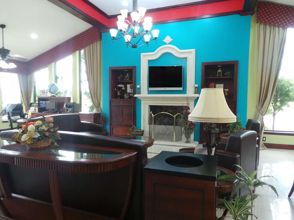 Americas Best Value Inn & Suites Alvin Houston - photo 6