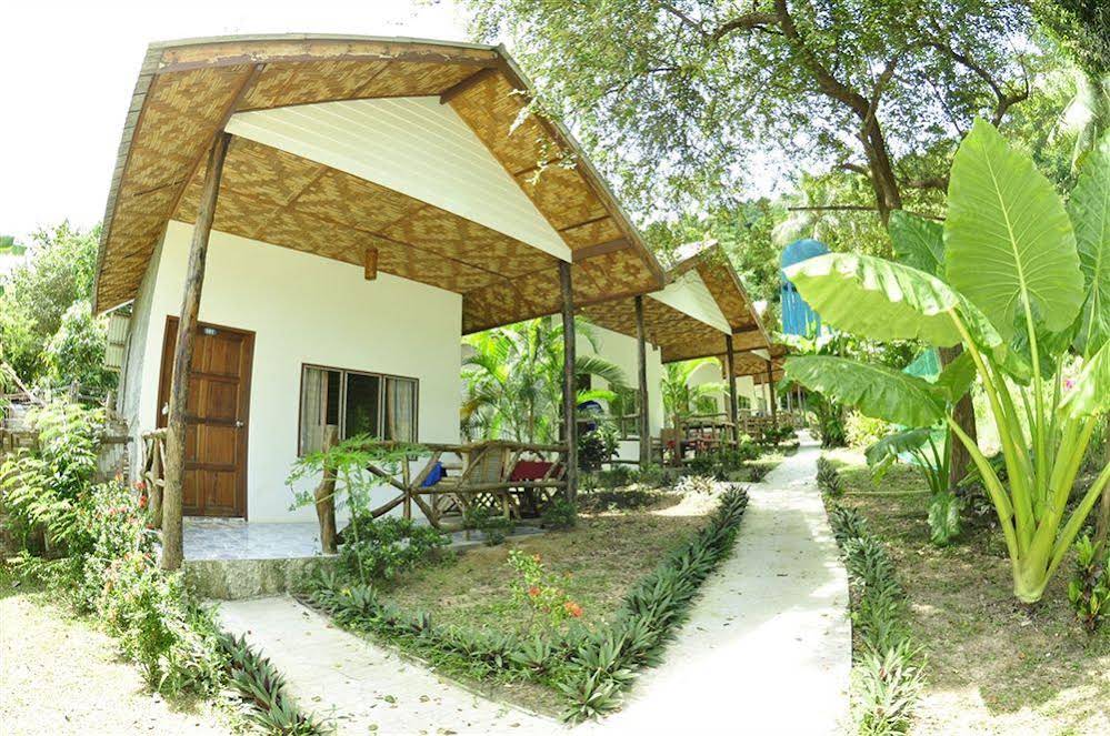 New Rantee Beach Resort in Phi Phi Don, Thailand