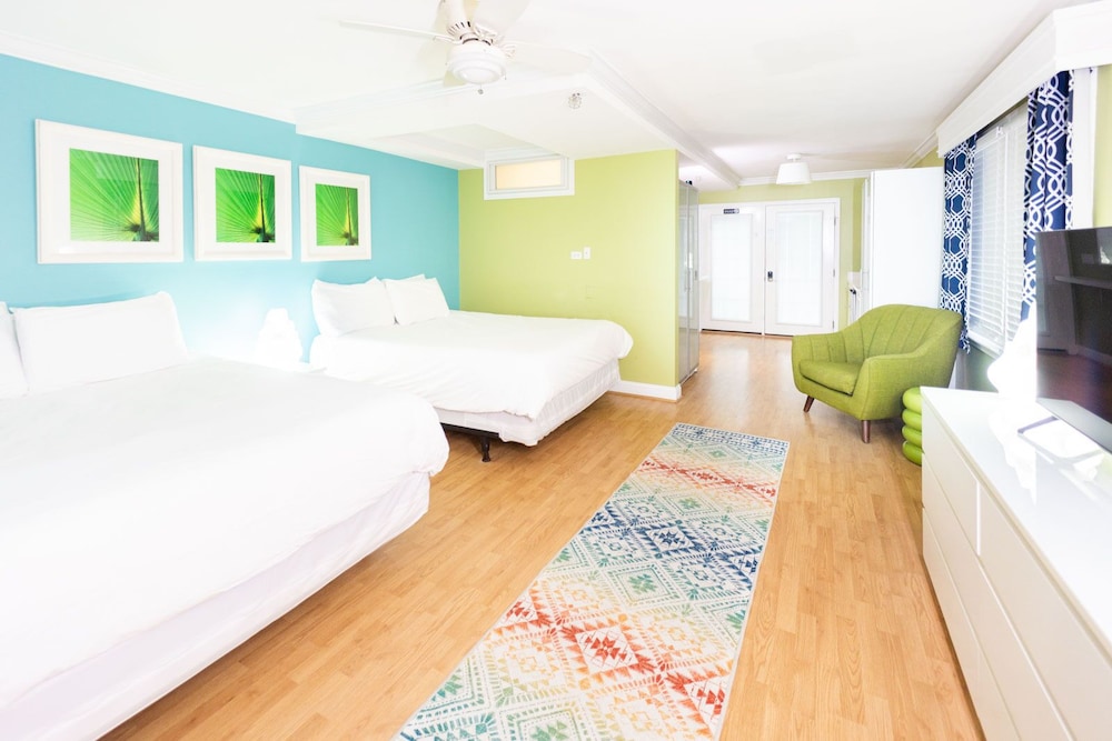 Canalside Inn - photo 11