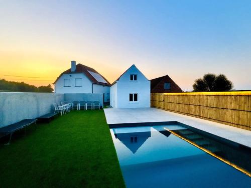 Vakantiewoning in Het Landelijke Staden 10 Pers Staedenbergh — hotel in Staden