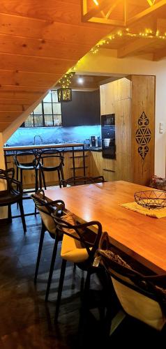 Luksusowy Apartament Czorsztyn 1 z sauną i ogrodem — 4-Star Luxury Hotel in Kluszkowce, Poland