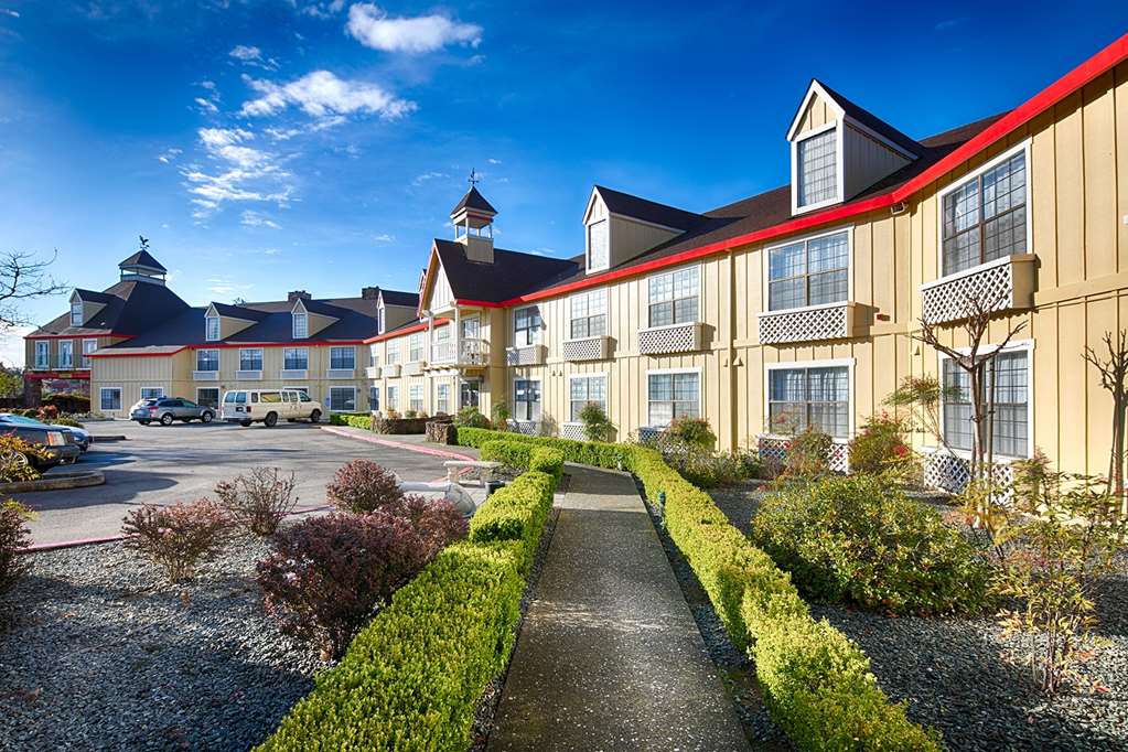 Red Lion Inn & Suites Auburn - photo 8