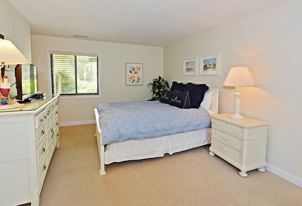 6954 Fairway One at The Sea Pines Resort - photo 4