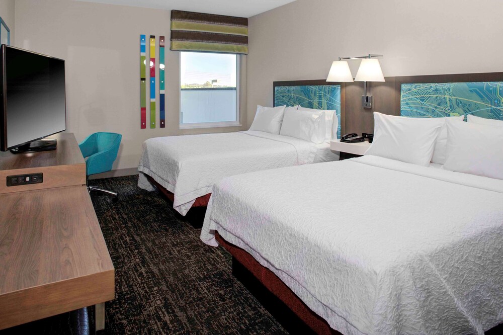 Hampton Inn & Suites Flagstaff East - photo 13