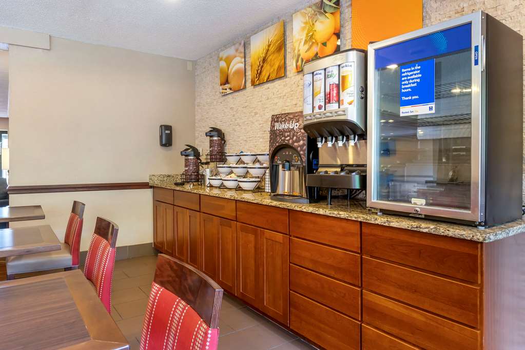 Comfort Inn Sault Sainte Marie - photo 41