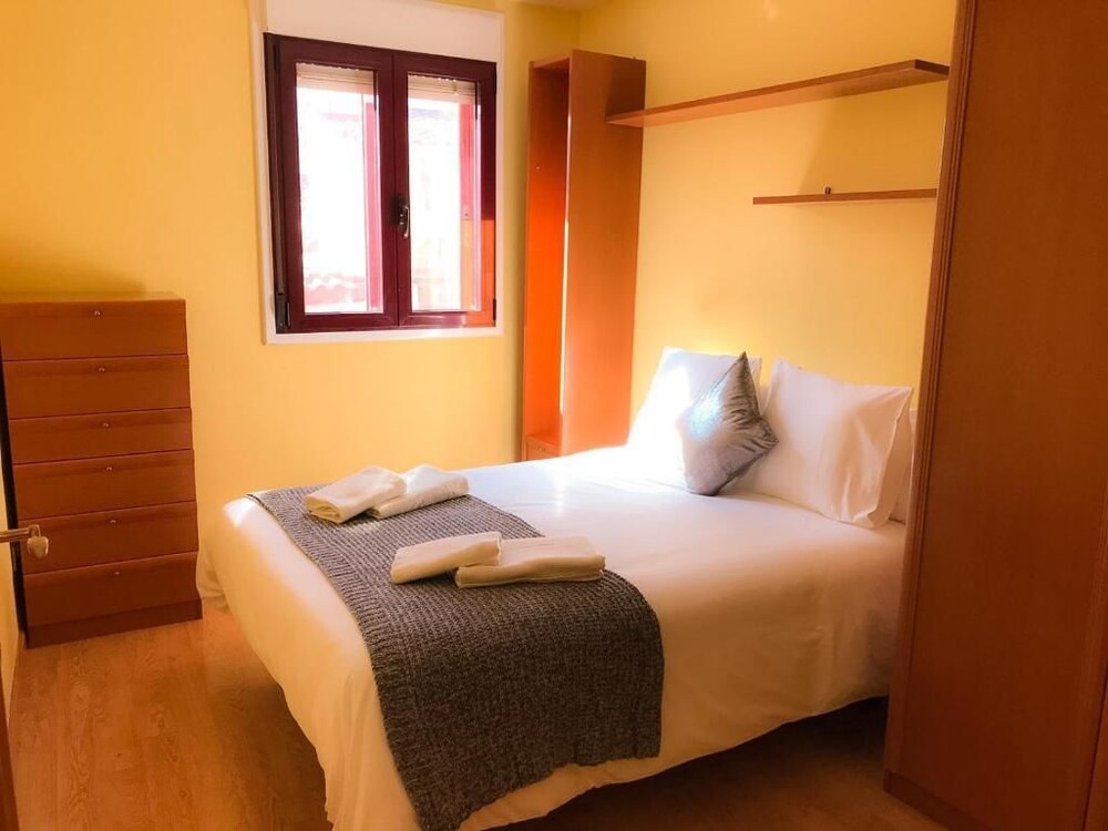 VTZ El Balcón de Rey Alfonso II — 4-Star Luxury Hotel in Zaragoza, Spain