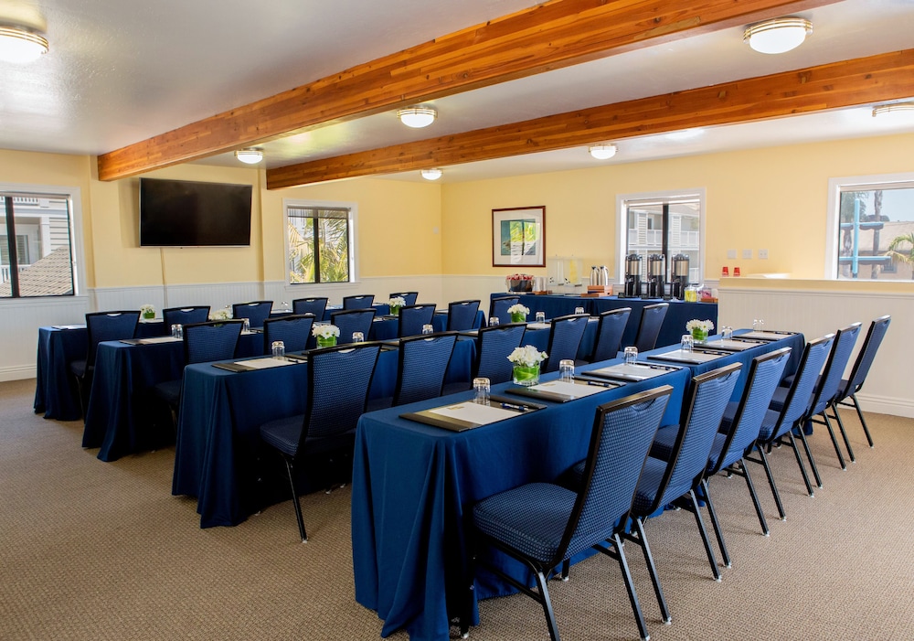 Pismo Lighthouse Suites - photo 37