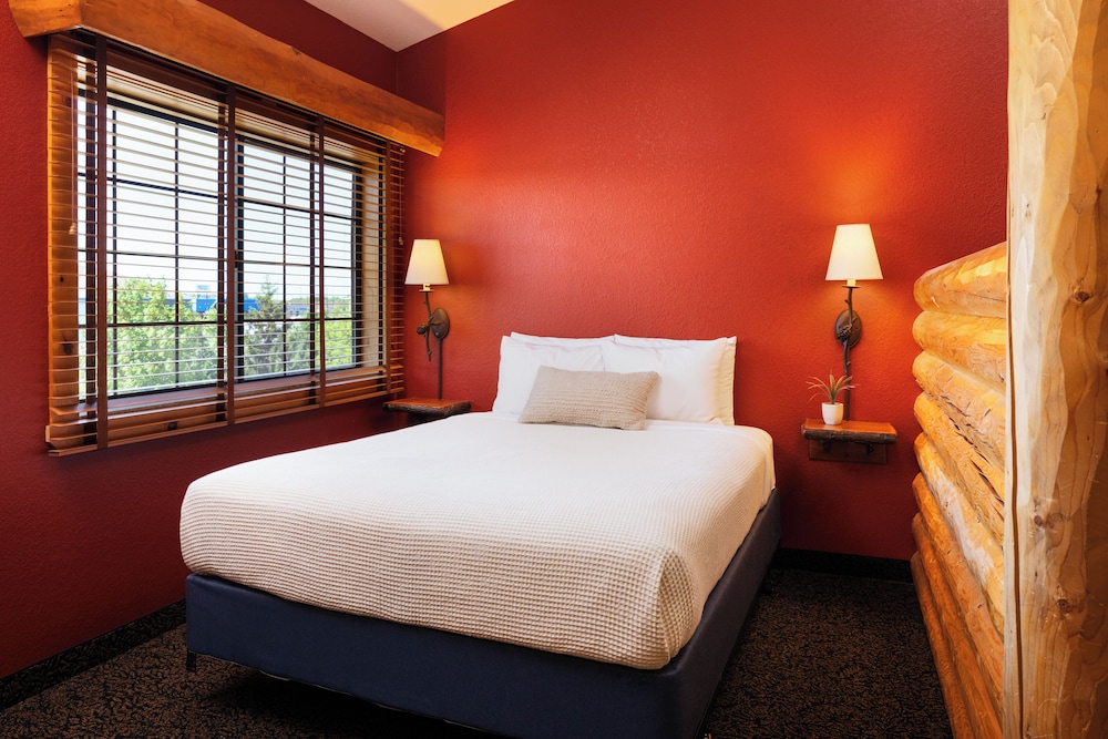 Grand Lodge Waterpark Resort - photo 26