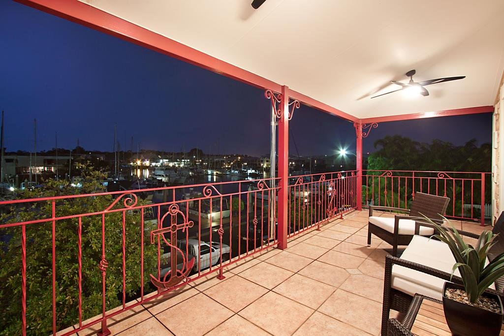 La Marina Waterfront Villa