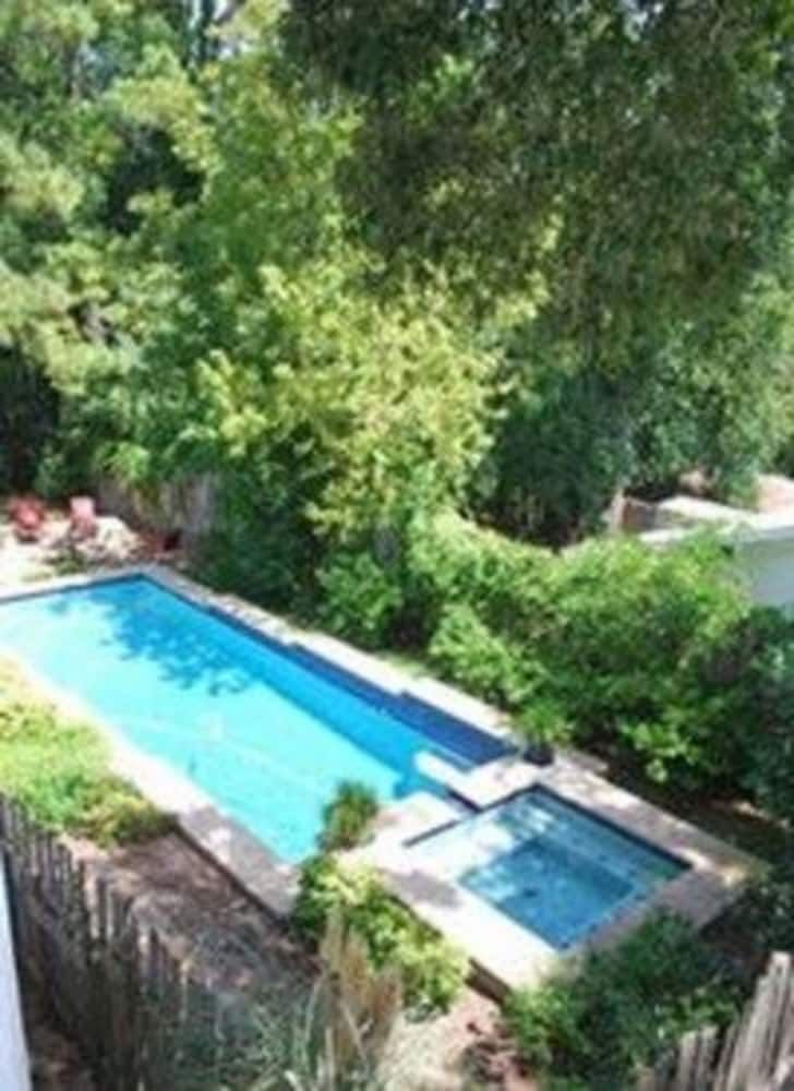 Fig Tree Manor - photo 30