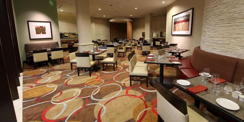Embassy Suites Ontario Airport - photo 34