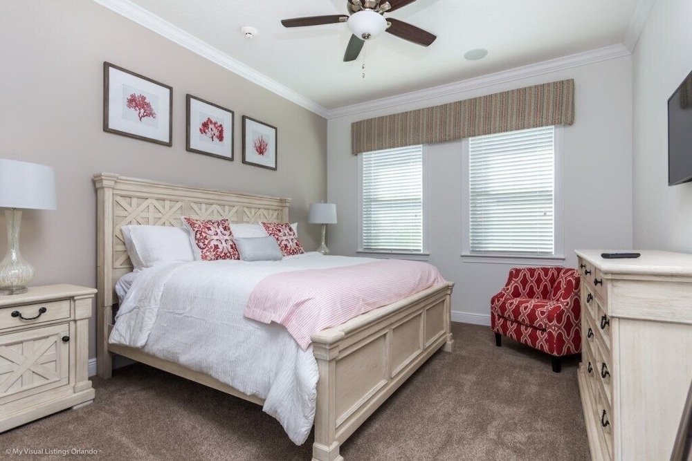 Lavish Reunion Resort Pool With Theater Room 7 Bedroom Villa by RedAwning Kissimmee - photo 4