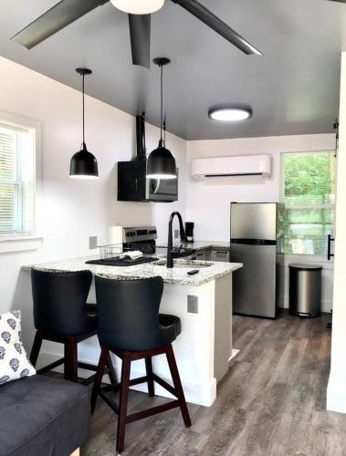 Chapel Hill Guest house retreat — 4-Star Luxury Hotel in Chapel Hill, United States
