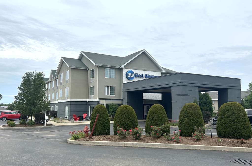Best Western Erie Inn & Suites in Erie, United States